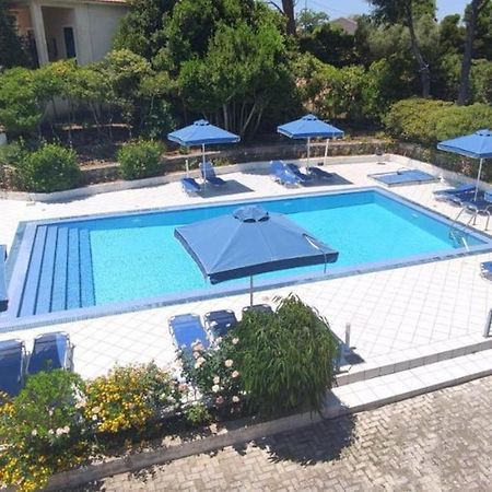 Blue White Apartments - Kefallonia Poolside Retreats Spartia  Dış mekan fotoğraf